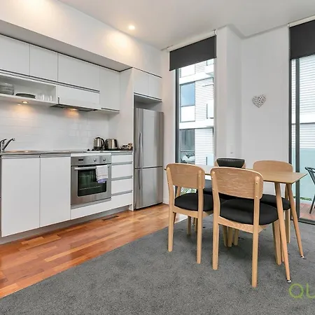 Qv Quiet Apt In City Center Auckland - 1054